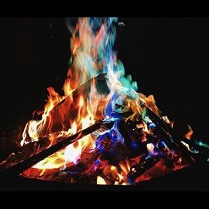 MULTICOLOR CHANGING CAMPFIRE COLORANT HAMMER + AXE 6 PK Campfire Powder